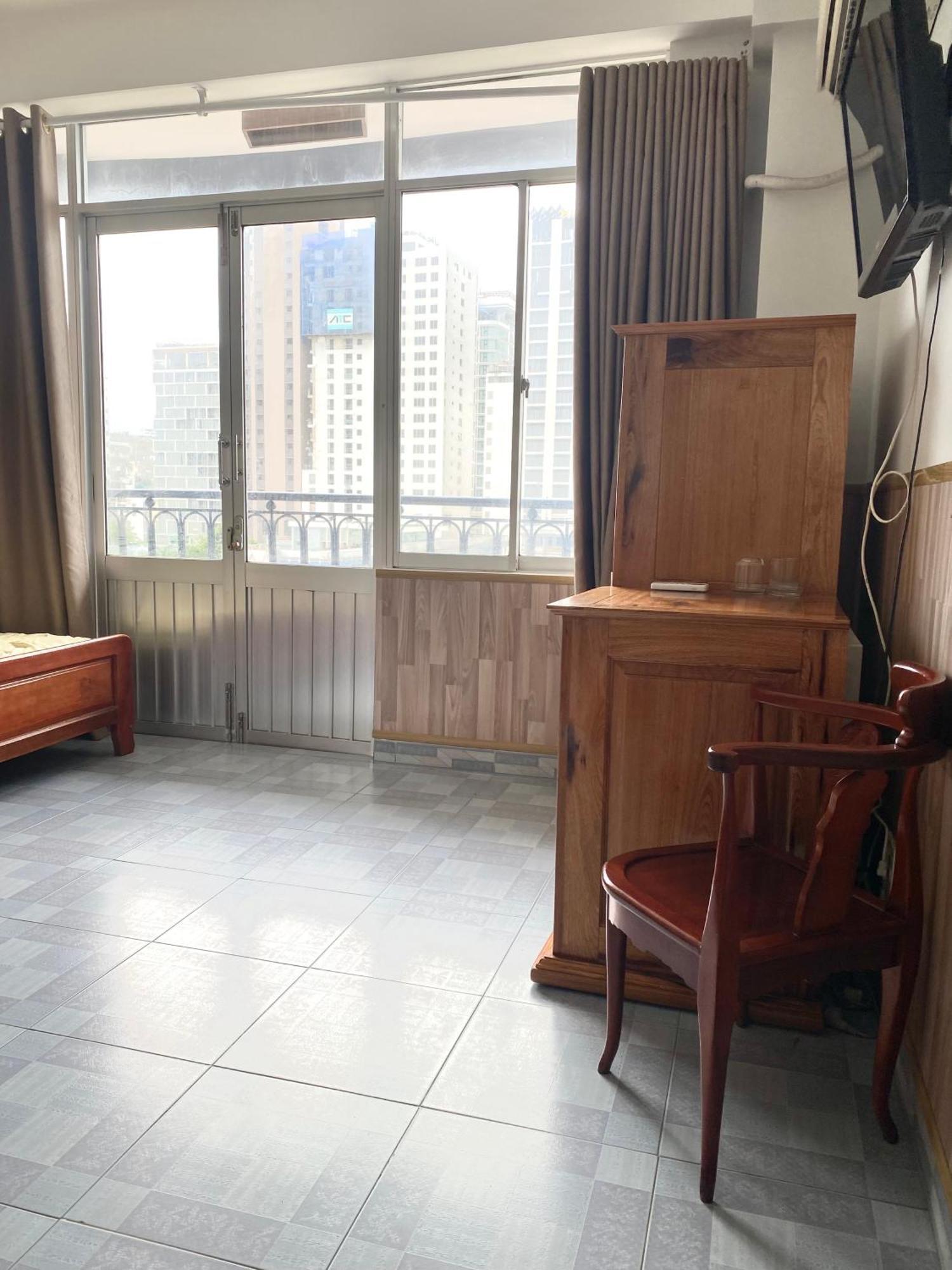 Tue Tinh Hotel Nha Trang Exterior photo