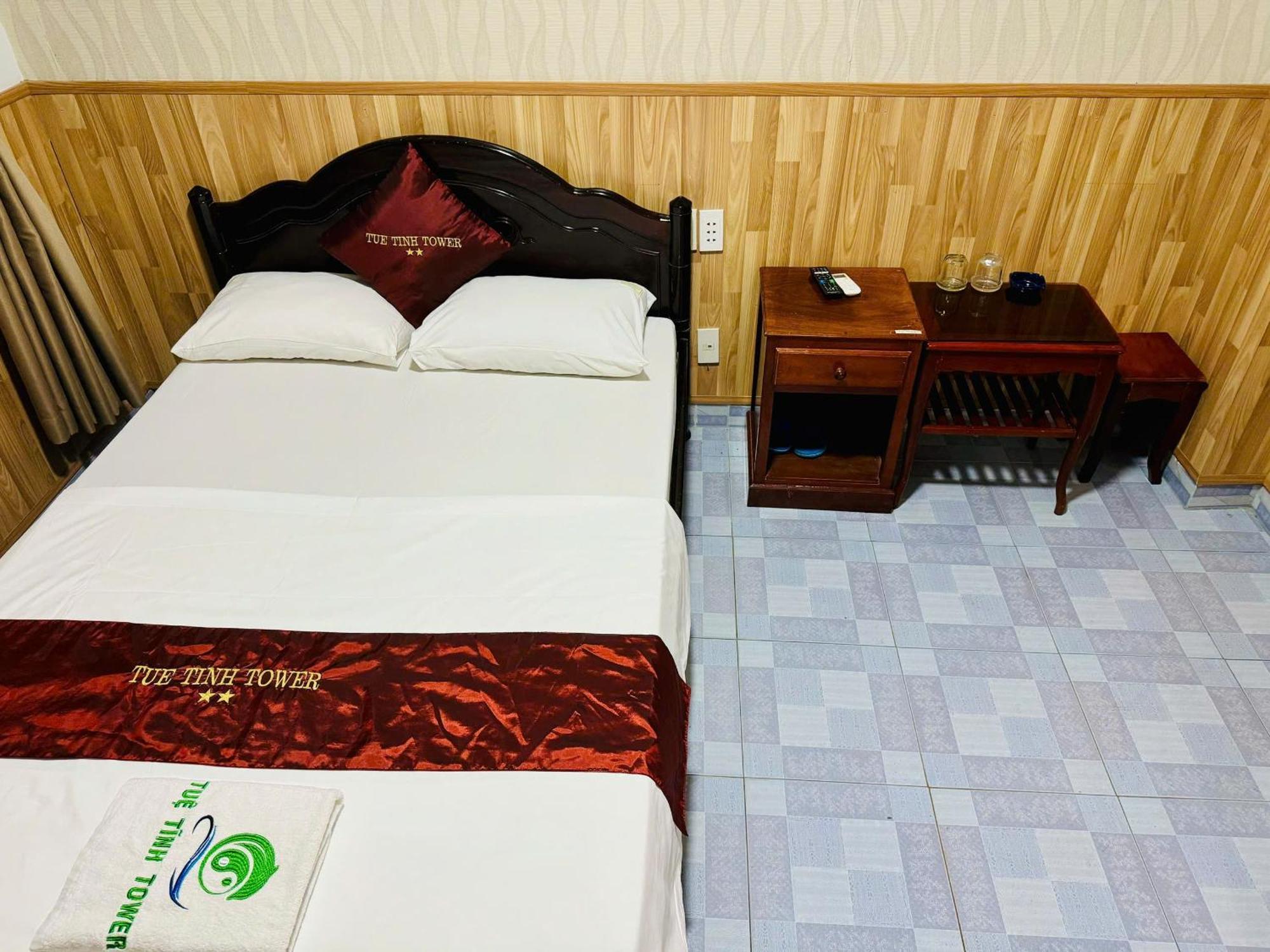 Tue Tinh Hotel Nha Trang Exterior photo