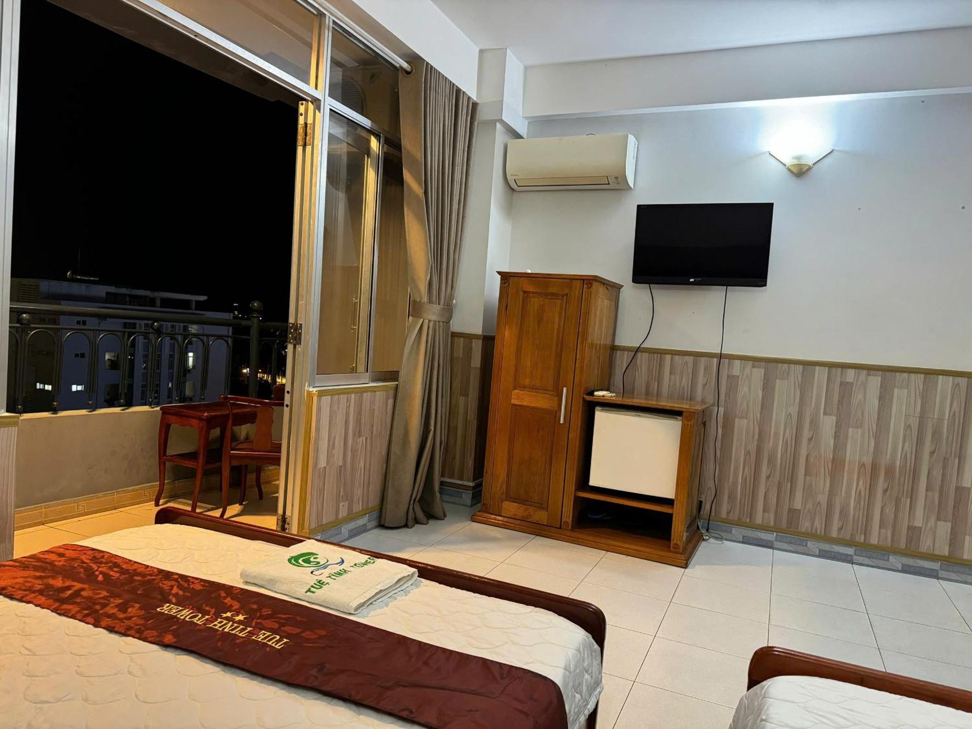 Tue Tinh Hotel Nha Trang Exterior photo