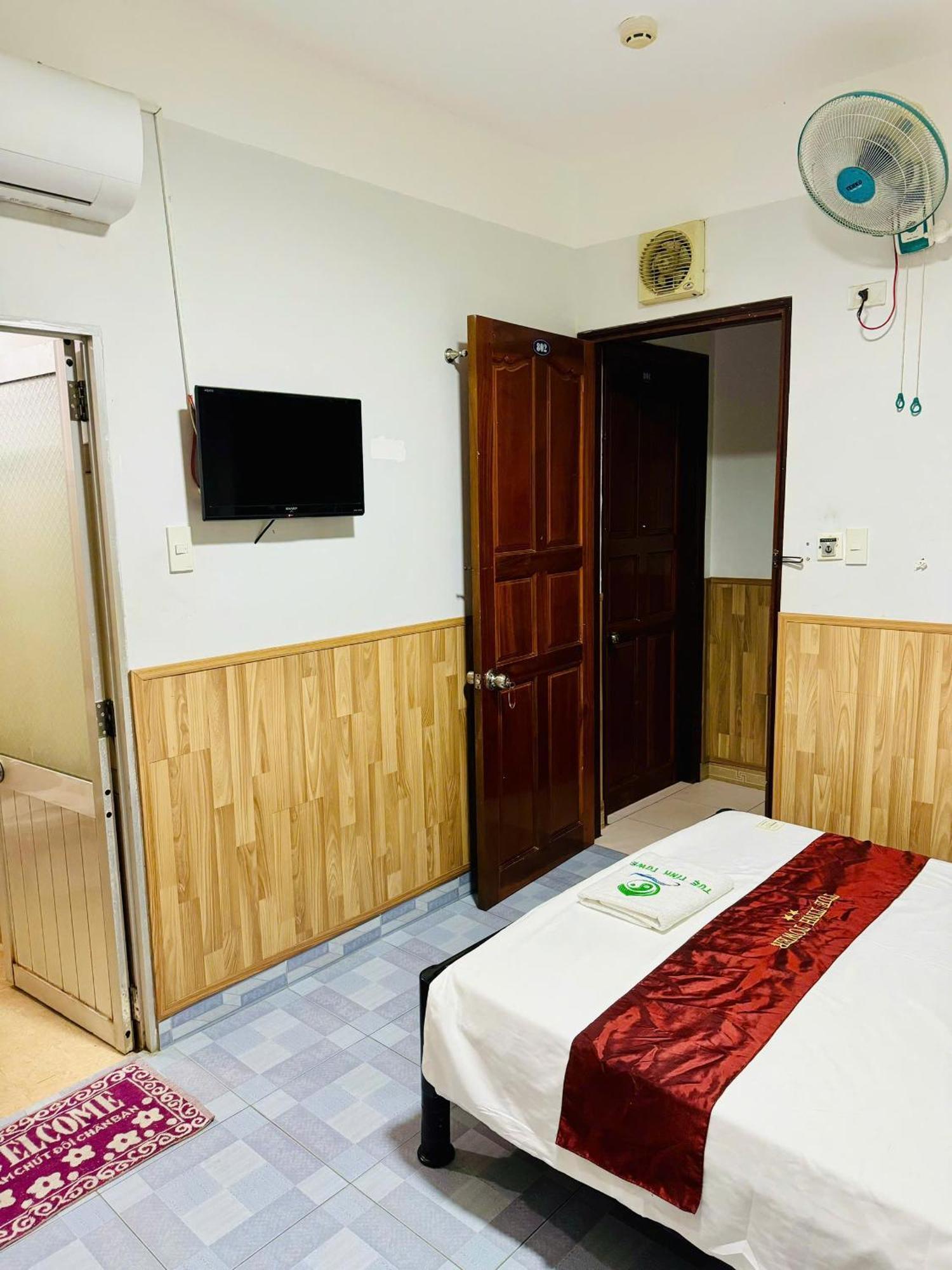 Tue Tinh Hotel Nha Trang Exterior photo